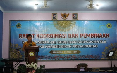 Rapat Koordinasi dan Pembinaan Kepala Sekolah , Guru dan Karyawan SLB se-eks Karesidenan Pekalongan