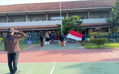 Upacara Bendera dalam rangka memperingati HARDIKNAS tahun 2025